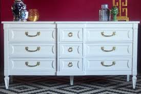 Thomasvilletraditional Dresser Lacquered In Glossy White Etsy Painted Bedroom Furniture Refinished Vintage Furniture White Painted Furniture