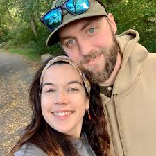 Will this be enough aeration for a couple of weeks in this 3100 litre  holding tank? Yes, I will be adding water within a foot of the top and  realize the fountain