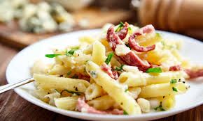 Preparazione della ricetta pasta con salsiccia, uova e ricotta: Pasta Con Salsiccia E Ricotta Preparazione Ricetta Cottura