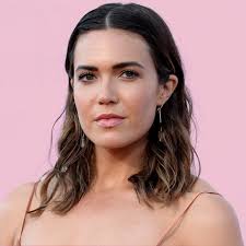 Amanda leigh moore was born in nashua, new hampshire, on april 10, 1984, to stacy (friedman), a former news reporter, and don moore, an airline. Mandy Moore On This Is Us Making New Music And Being An Advocate For Women S Health Glamour