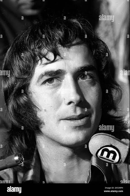 Singer joan manuel serrat Black and White Stock Photos &amp; Images - Alamy