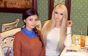 Gambar barbie, mewarnai barbie princess, gambar barbie yang belum diwarnai, gambar barbie kartun, gambar mewarnai gambar barbie hitam putih untuk mewarnai belajar. Kenalan Dengan Keluarga Barbie Hidup Dari Ukraina Seperti Apa Rupanya Okezone Lifestyle