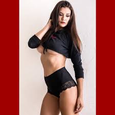 Averey Tressler Nude & Sexy (6 Photos) - Nude Celebs