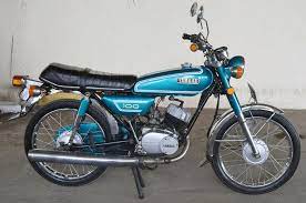 25+ contoh modifikasi motor trail jadul terlengkap. Motor Jadul Emang Bikin Kangen Yamaha Ls3 1974 Tunggangan Langka Dari Gresik Motorplus