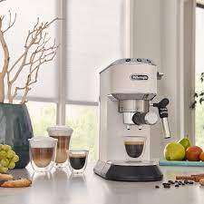 Enjoy your favourite coffee, whether that is a strong espresso or de'longhi dedica style, traditional barista pump espresso machine, coffee and cappuccino maker, ec685bk, black. De Longhi Dedica Deluxe Espresso Machine White Espresso Machine Espresso Home Espresso Machine