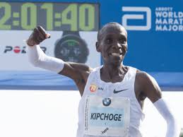 Eliud kipchoge is the first person ever to run a marathon in under 2 hours. Eliud Kipchoge Breaks Marathon World Record In 2 01 39 Best Ever Sports Illustrated