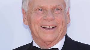 Robert Morse, Two-Time Tony Winner and Star of Mad Men, Dies at 90