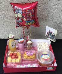 Flores desayuno sorpresa y regalos dia de la madre, cumpleaños y amor a domicilio en colombia en cali bogotá medellin barranquilla cartagena popayan bucaramanga manizales pereira armenia domicilios en colombia entregas en 2 horas el mismo dia flores, desayunos sorpresa, anchetas de navidad cupcakes y más de 5000 productos para sorprender con regalos de cumpleaños, aniversario, dia de san. Desayunos Sorpresa Is In Conocoto Desayunos Sorpresa Facebook
