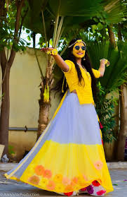 Haldi Ceremony Outfit For Bride Pithi Outfit Brides Pithi Outfit Pithi Ornaments Pithi Decoration Pithi Yellow D Ceremony Dresses Bride Clothes Couple Outfits