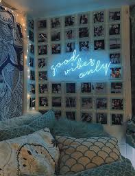 𝒑𝒊𝒏𝒕𝒆𝒓𝒆𝒔𝒕 𝒔𝒉𝒚𝒚𝒋𝒆𝒐𝒏𝒈 In 2020 Living Room Decor Apartment Aesthetic Room Decor Dorm Room Inspiration
