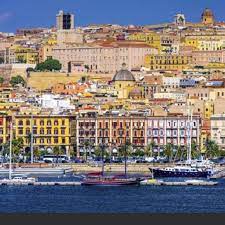 Ti aiutiamo a confrontare i prezzi di centinaia di agenzie di viaggio e compagnie aeree in un'unica ricerca. Cagliari Vista Dal Mare Porto Della Citta Sulla Via Roma Bild Von Cagliari Province Of Cagliari Tripadvisor