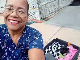 Kelle Williams's Instagram, Twitter & Facebook