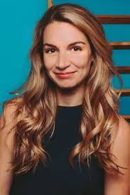 Ashley Squires's Instagram, Twitter & Facebook