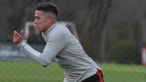 Find the latest enzo fernández news, stats, transfer rumours, photos, titles, clubs, goals scored this season and more. Enzo Fernandez Y Su Charla Con Gallardo Antes De Volver A River Tyc Sports