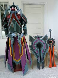The iron maiden warrior is always a cool thematic. Solar Eclipse Leona League Of Legends By Aishicosplay On Deviantart