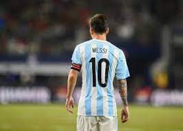 Messi contribuyó en la remontada de argentina en bolivia con un gran segundo tiempo en el que messi desafió los 3.600 metros de la paz: Copa America Messi Renuncia A La Seleccion Argentina Deportes El Pais