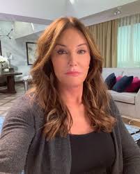 Prosecutors say they have declined to charge caitlyn jenner in fatal car crash in california. Ohne Segen Der Kids Ware Caitlyn Jenner Ein Mann Geblieben Promiflash De