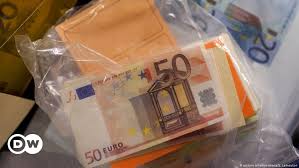 Play euro 2020 fantasy football. Record Amount Of Fake Euros Flood Market News Dw 22 01 2016