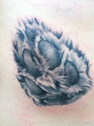 Ruwhaar Teckel Tattoos Google Zoeken Pawprint Tattoo Tattoos Paw Tattoo