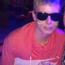 Dennis Cieslik's Instagram, Twitter & Facebook