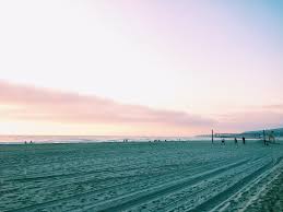 Jackson's dueling performances bring heft to this battle of wills. A Gold Lining 5 Reasons Why You Should Make Time For The Sunset