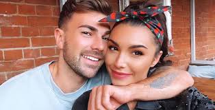 Love Island Star Sam Bird Is Engaged To Reality Tv Star Kailah Casillas
