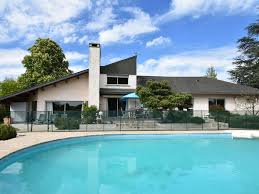 Superbe Maison De Vacances Avec Piscine Privee A Decize Decize