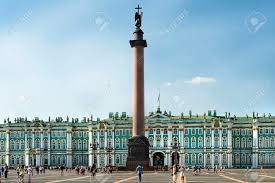 Finden sie hochwertige fotos, die sie anderswo vergeblich suchen. St Petersburg Russland 6 August Der Winterpalast Und Alexandersaule In Der Schlossplatz In Sankt Petersburg Russland Wahrzeichen Von St Petersburg Am 6 August 2014 Lizenzfreie Fotos Bilder Und Stock Fotografie Image 31566283