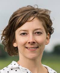 Lauric acid glycerides boost immune response to IB virus