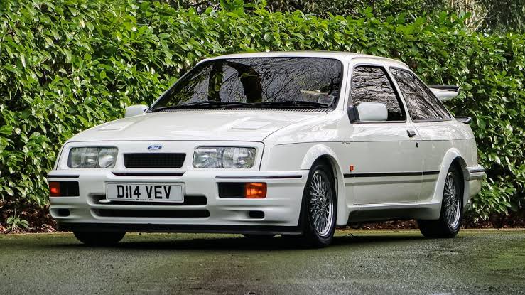 Ford Sierra Cosworth RS500 trafił na aukcję. To jeden z 4 egzemplarzy  przedprodukcyjnych