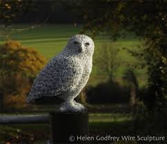 Bird On A Wire Movie Netflix Helen Godfrey8 Jpg 500 431 Pixels Animal Sculptures Wire Art Sculpture Wire Sculpture