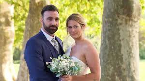 Alors qu'aucun des quatre couples formés lors de la première saison n'a tenu et que les divorces de merline et flavio, jordan et amélie et pauline et aurélien ne sont pas encore prononcés (seuls audrey et nicolas sont. Maries Au Premier Regard Le Programme Est Il Truque Laure Revele Tout Sur Les Coulisses Et Tournages De M6