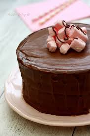 Gateau De Fete Au Chocolat Et Guimauve A La Fraise Amandine Cooking Gateau Fete Gateau Chocolat