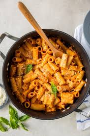 Rigatoni In Vodka Sauce Vodka Sauce Vodka Sauce Pasta Italian Pasta Recipes