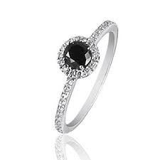 Bague Diamant Noir Et Diamants Blanc Or Blanc Solitaire Diamant Rond Serti 4 Griffes 0 46 Carat Bague Diamant Bague Bague Diamant Noir