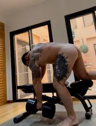 Conzo on X: Someone suggested I do a naked workout and by gods slutty toes  I did a naked workout. I am also no longer allowed at the fancy premier Inn  t.co2oS17pL63V 