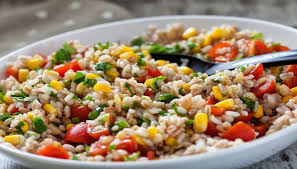 Salse e dressing per insalate, 10 idee cremose per condirle al meglio e arricchirle di un gusto nuovo: Ricetta Insalata Di Riso Integrale Le Ricette Di Buonissimo