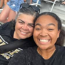 Lucia Pearson's Instagram, Twitter & Facebook