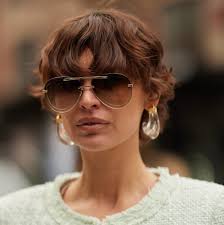 The best short, curly hairstyle inspiration for summer and beyond