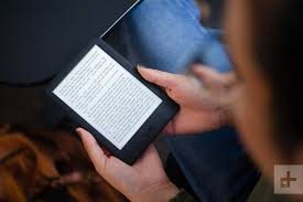 Amazon Kindle Vs Kindle Paperwhite Spec Comparison