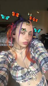 INTERVIEW: Biond talks glitterpop, hook up culture and the joy of 1980s  music — Women In Pop