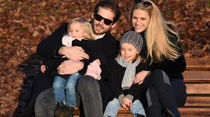 24 th jan, 1977 birthplace : Michelle Hunziker Uber Ehe Mit Tomaso Trussardi Ganz So Einfach Ist Es Nicht