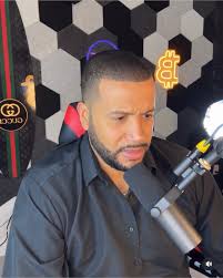 My daughter: Daddy can we do a TikTok 💃🏽🫶🏽🕺🏾 Me daddy: Let's get