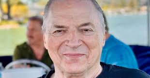 Documentário mostrará vida de Bobby Kimball (Toto) após demência  frontotemporal