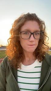 Introduction and photo sharing in a women's club