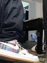 On feet look #kotd. By : BIG BOI Shoe Restoration Merry Christmas 🎁🎄  👟🤷🏽‍♂️🚨😴🔥🤷🏽‍♂️🤷🏽‍♂️💪🏾💪🏾💪🏾💪🏾❤️❤️❤️