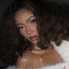 lauren brower (@lauren_a_brower)