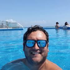 David Bicho (@david.e.blanco.50) • Facebook