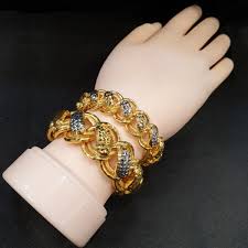 Sebagai contoh, sekiranya jumlah emas yang disimpan dalam tempoh setahun. Ellyna Elle Lurve Twitter