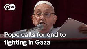 Pope Frances emerges from convalescence to deliver Easter blessing